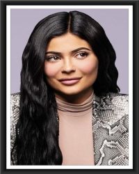 KYLIE-JENNER-200x250